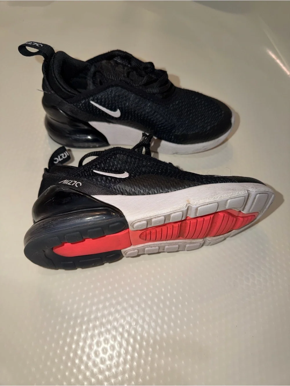 Nike Air Max 270 Boys Low-Top Sneaker